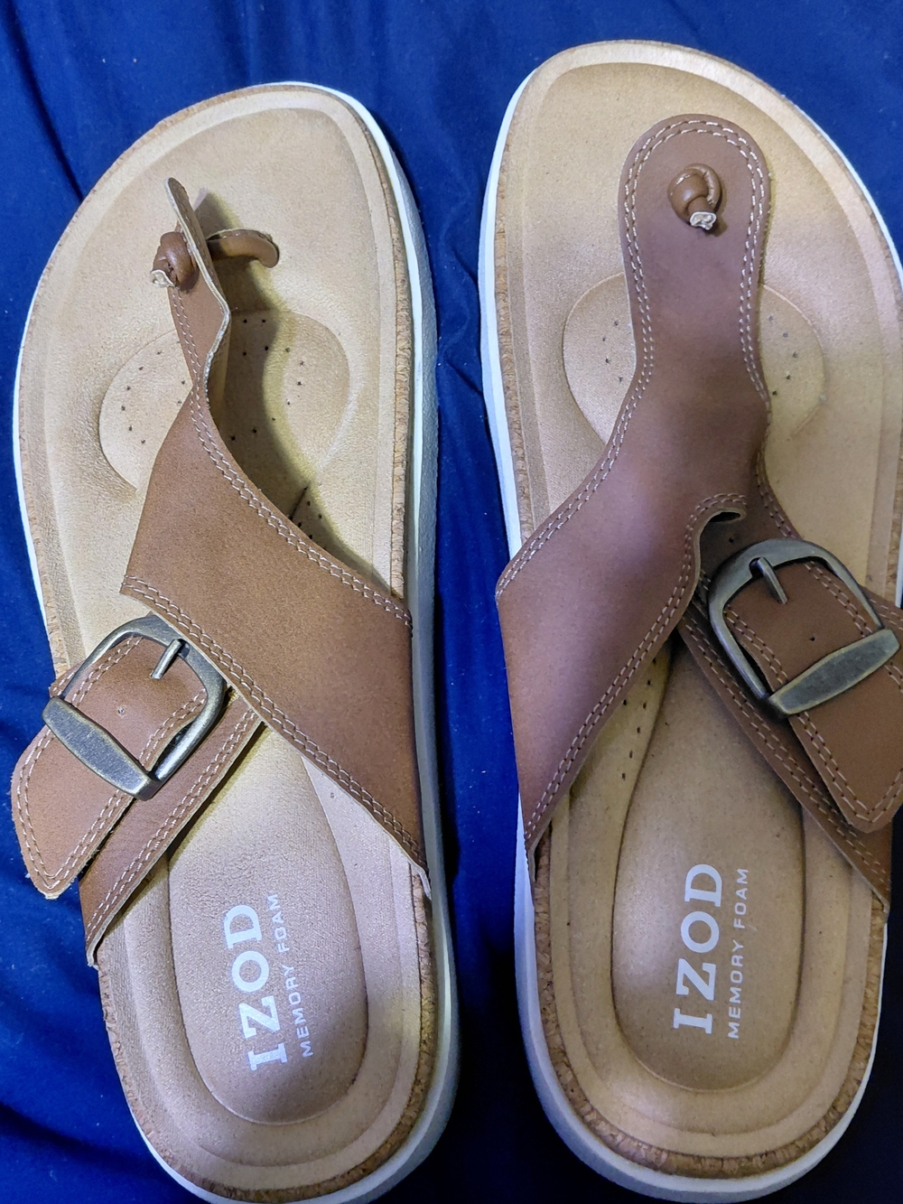 IZOD Men's Brown Leather Memory-Foam Thong Sandals